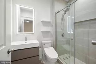 217 Pleasant St SW, Vienna, VA 22180 - Photo 64