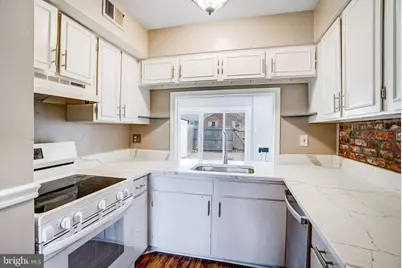 8396 Forrester Boulevard #555, Springfield, VA 22152 - Photo 8