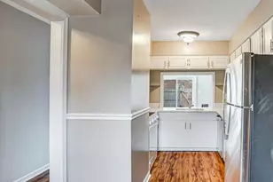 8396 Forrester Blvd, Springfield, VA 22152 - Photo 4