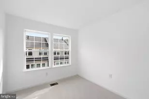 4067 Fountainside Ln, Fairfax, VA 22030 - Photo 30