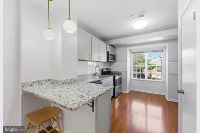 4225 Sauterne Court, Chantilly, VA 20151 - Photo 6