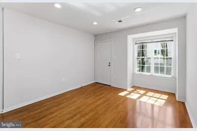 4225 Sauterne Court, Chantilly, VA 20151 - Photo 4