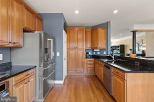 4132 Timber Log Way, Fairfax, VA 22030 - Photo 28