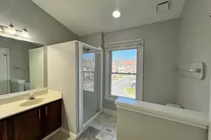 14320 Winding Woods Ct, Centreville, VA 20120 - Photo 12