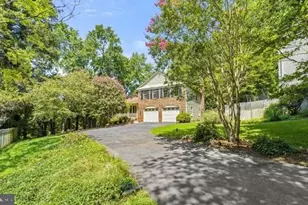 1626 Linway Park Dr, McLean, VA 22101 - Photo 16