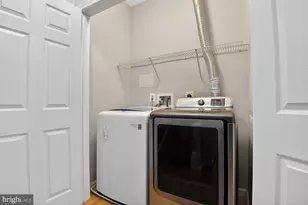 11326 Westbrook Mill Ln, Fairfax, VA 22030 - Photo 26