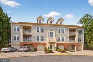 11326 Westbrook Mill Ln, Fairfax, VA 22030 - Photo 2