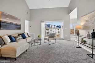 11326 Westbrook Mill Ln, Fairfax, VA 22030 - Photo 4