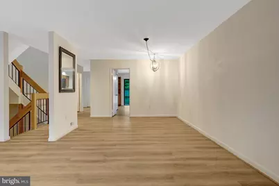 1752 Wainwright Drive, Reston, VA 20190 - Photo 8