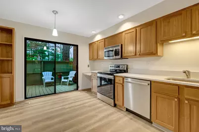 1752 Wainwright Drive, Reston, VA 20190 - Photo 16