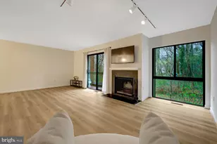 1752 Wainwright Dr, Reston, VA 20190 - Photo 2