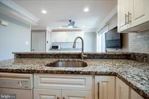 9120 Sweet Spice Ct, Springfield, VA 22152 - Photo 10