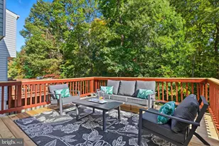 8504 Blue Rock Ln, Lorton, VA 22079 - Photo 10