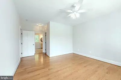 11208 W Montpelier Road, Great Falls, VA 22066 - Photo 32
