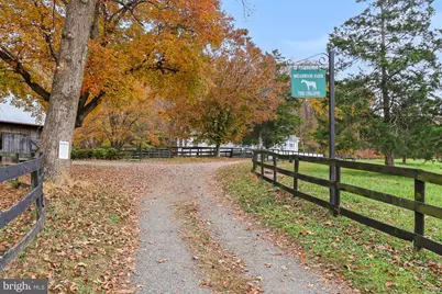 11208 W Montpelier Road, Great Falls, VA 22066 - Photo 10