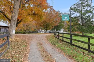 11208 W Montpelier Rd, Great Falls, VA 22066 - Photo 10