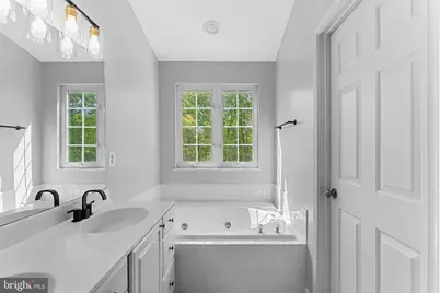 14326 Stonewater Court, Centreville, VA 20121 - Photo 18