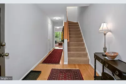 12062 Edgemere Circle, Reston, VA 20190 - Photo 2
