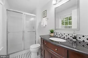 3244 Duck Pond Ct, Herndon, VA 20171 - Photo 20