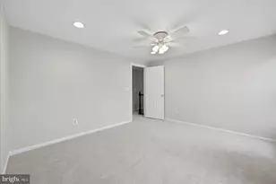 3244 Duck Pond Ct, Herndon, VA 20171 - Photo 28