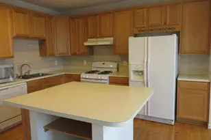 9044 Tanyard Ln, Lorton, VA 22079 - Photo 4