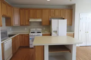 9044 Tanyard Ln, Lorton, VA 22079 - Photo 2