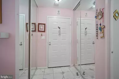 8380 Greensboro Drive #303, McLean, VA 22102 - Photo 6