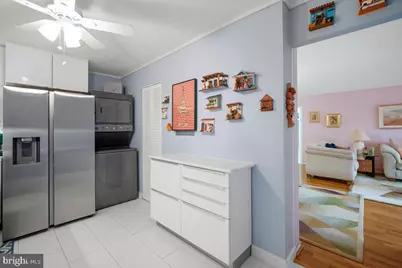 8380 Greensboro Drive #303, McLean, VA 22102 - Photo 4