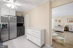 8380 Greensboro Dr, McLean, VA 22102 - Photo 4