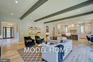 911 Desale St SW, Vienna, VA 22180 - Photo 12