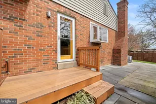 3819 Shelley Ln, Annandale, VA 22003 - Photo 40