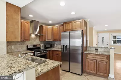 7416 Sportsman Drive, Falls Church, VA 22043 - Photo 8
