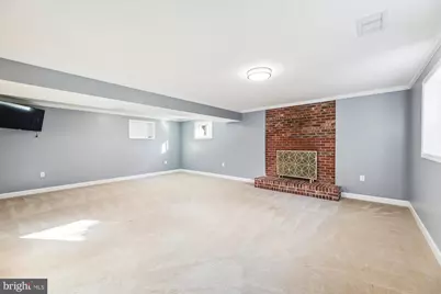 5635 Glenwood Drive, Alexandria, VA 22310 - Photo 16