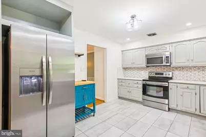 5635 Glenwood Drive, Alexandria, VA 22310 - Photo 6