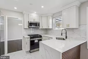 6815 Rolling Rd, Springfield, VA 22152 - Photo 18