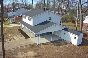 6815 Rolling Rd, Springfield, VA 22152 - Photo 10