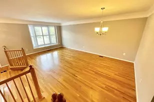 6252 Windham Hill Run, Alexandria, VA 22315 - Photo 8