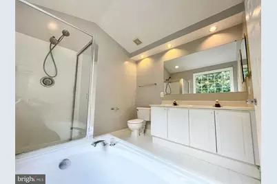 6252 Windham Hill Run, Alexandria, VA 22315 - Photo 14