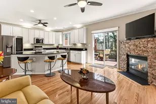 4135 Brookgreen Dr, Fairfax, VA 22033 - Photo 24