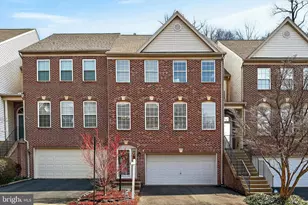 4135 Brookgreen Dr, Fairfax, VA 22033 - Photo 2