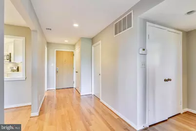 11500 Fairway Drive #606, Reston, VA 20190 - Photo 4