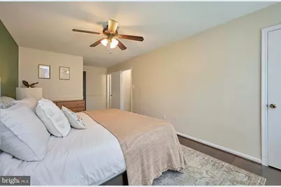 12827 Fantasia Drive, Herndon, VA 20170 - Photo 24