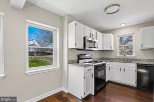 2328 Fort Dr, Alexandria, VA 22303 - Photo 6