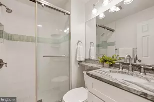 6800 Seton Ct, Springfield, VA 22152 - Photo 22