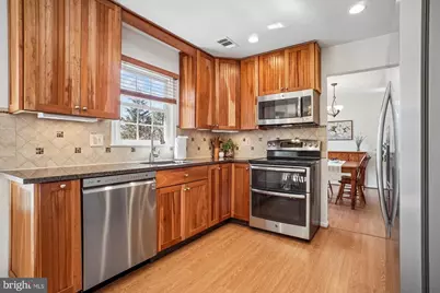 12729 Fantasia Drive, Herndon, VA 20170 - Photo 10