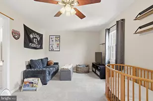 4037 Summer Hollow Ct, Chantilly, VA 20151 - Photo 18