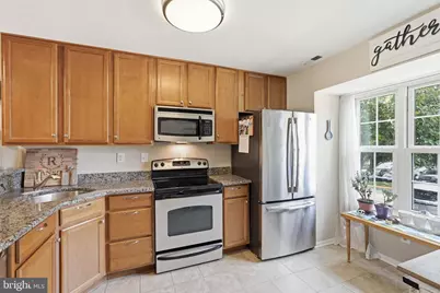 4037 Summer Hollow Court #158-G, Chantilly, VA 20151 - Photo 6