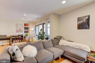 11621 Newbridge Ct, Reston, VA 20191 - Photo 8