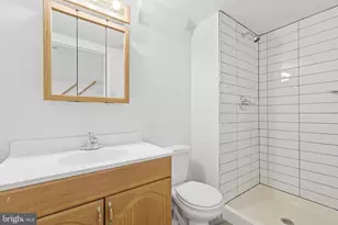 6126 Old Brentford Ct, Alexandria, VA 22310 - Photo 54