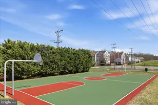 7719 Markham Grant Ln, Alexandria, VA 22315 - Photo 36